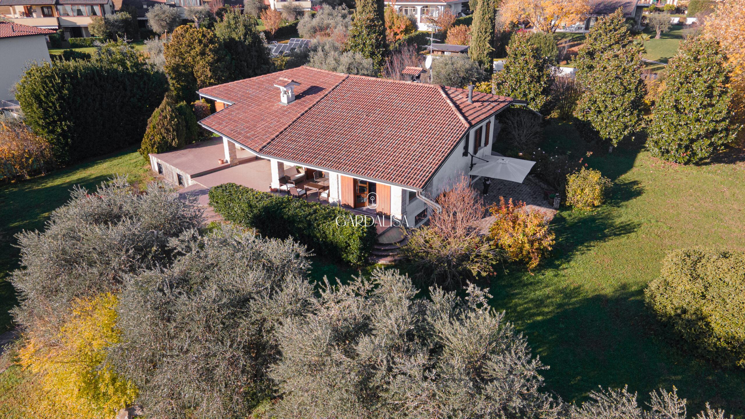 Villa a Moniga del Garda